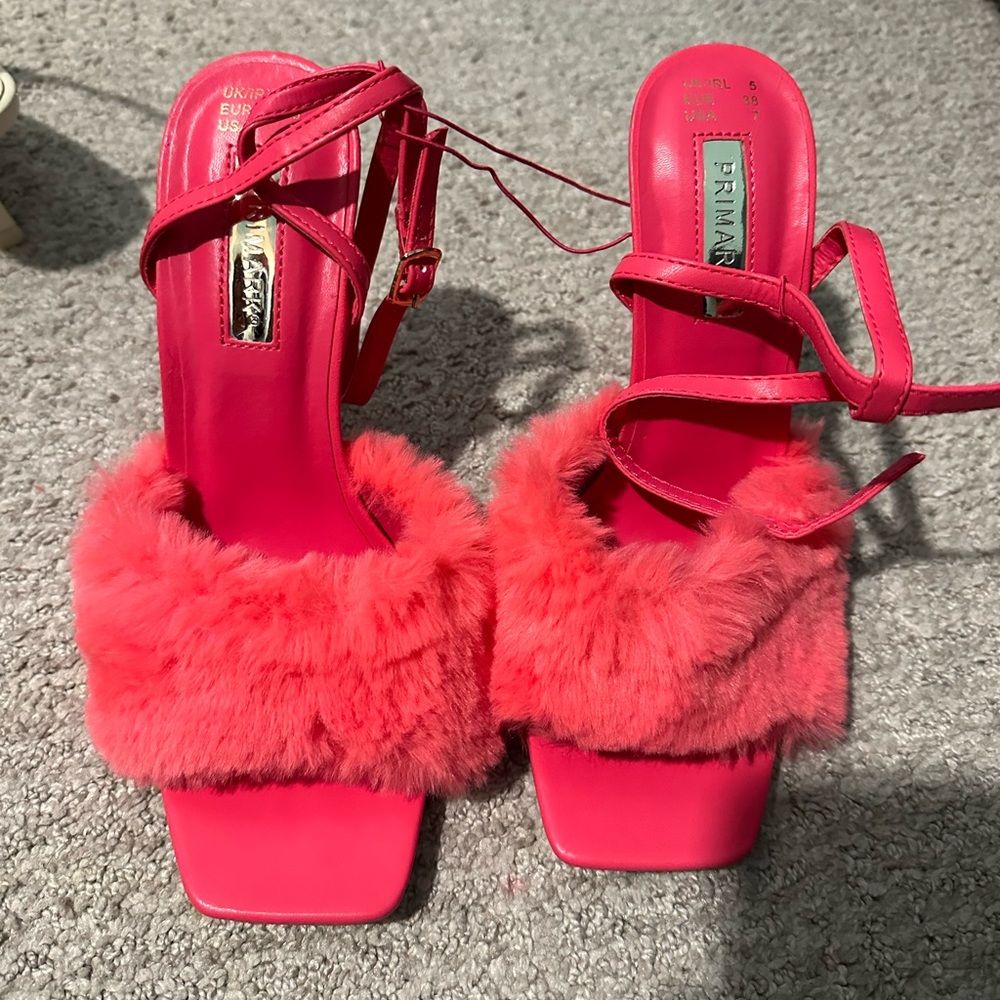 Pink heels